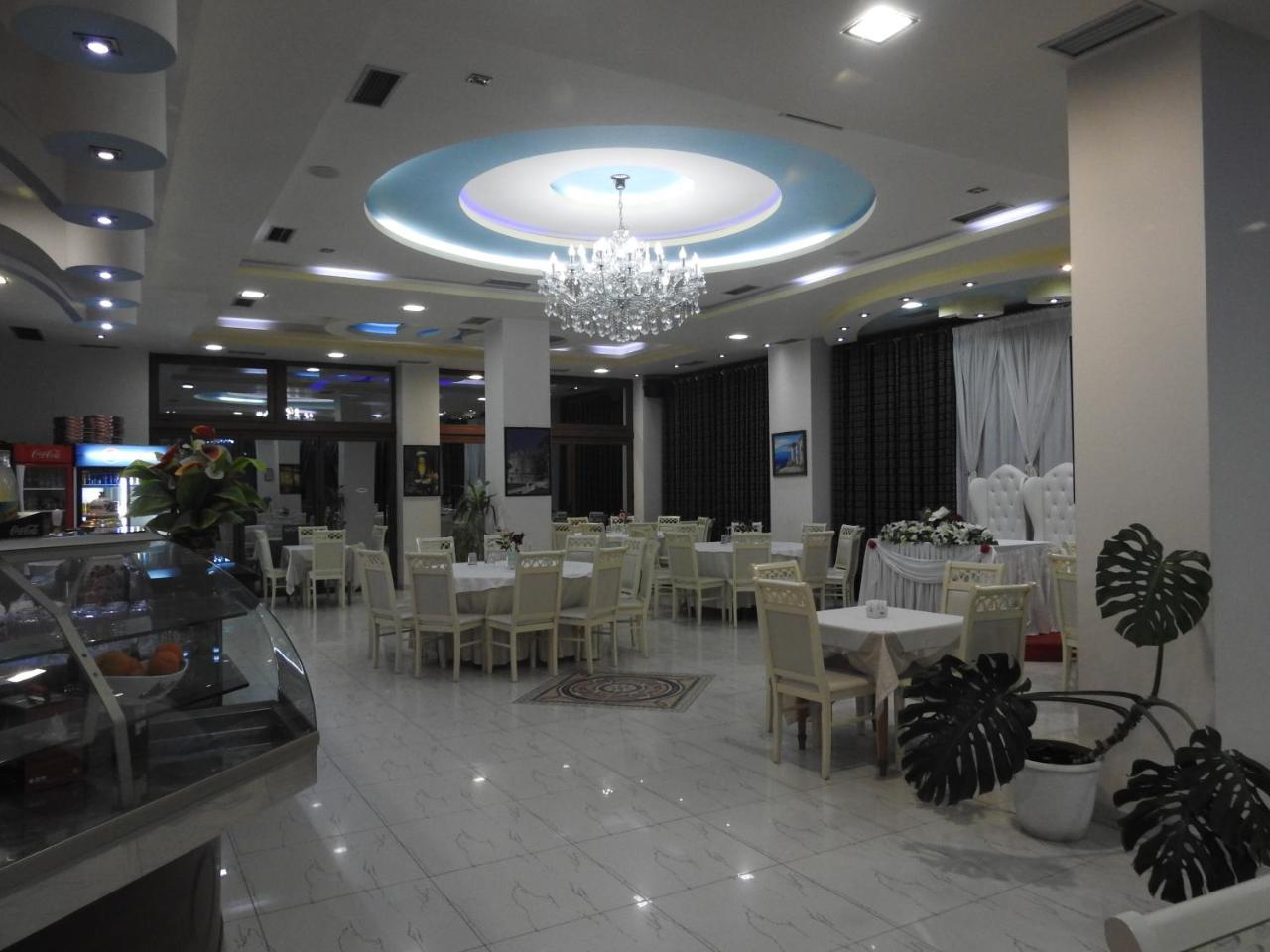 Hotel 3 Vellezerit Durrës Kültér fotó